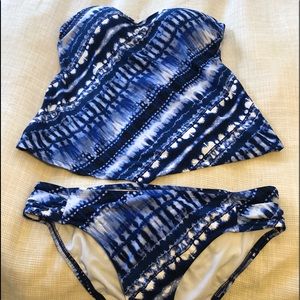 APT 9 Strapless Blue and white tankini. Sz Large